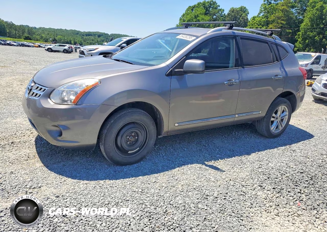 2013 Nissan Rogue S – zdjęcie 1 z 12