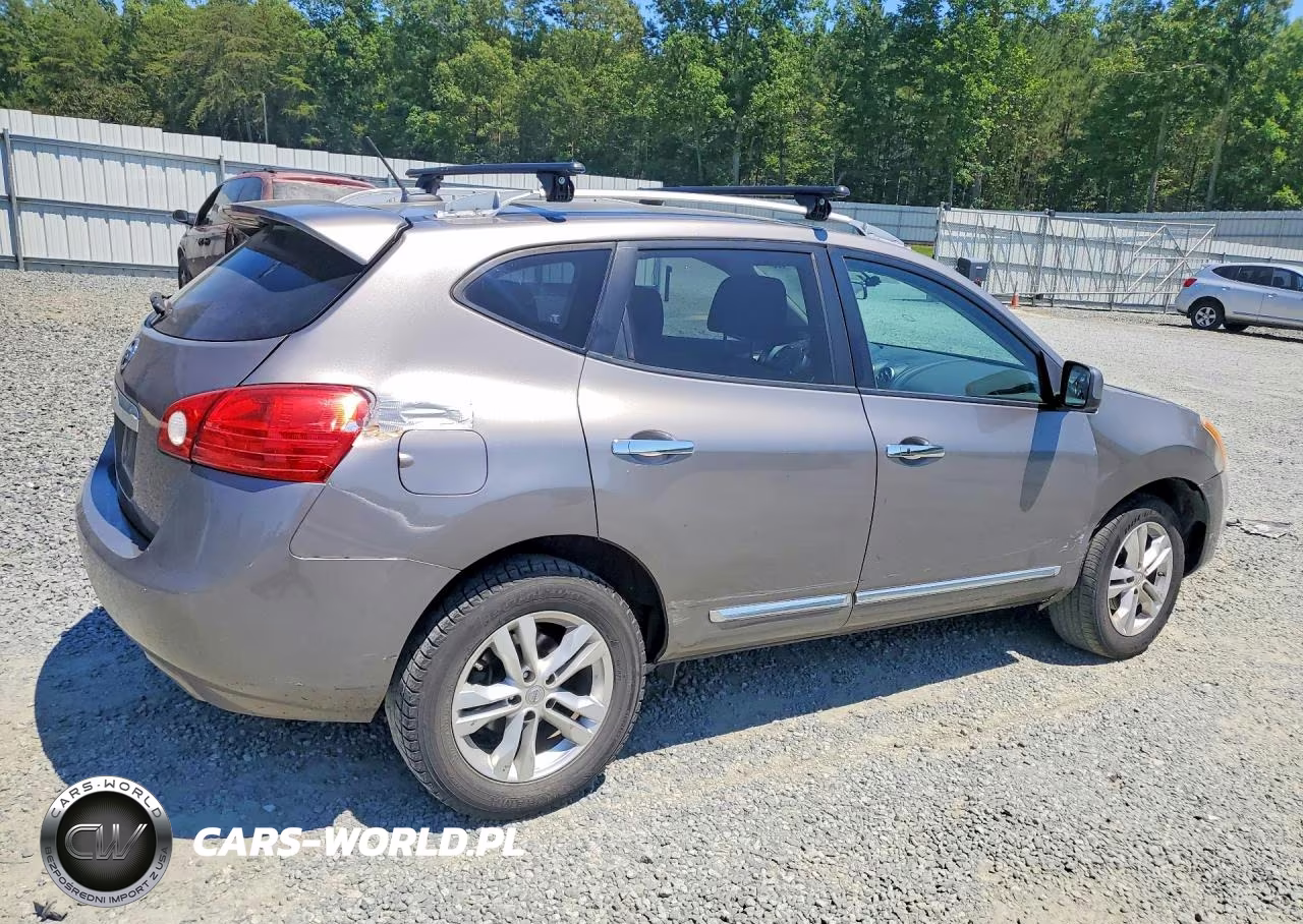 2013 Nissan Rogue S VIN:JN8AS5MT5DW027606 - 3