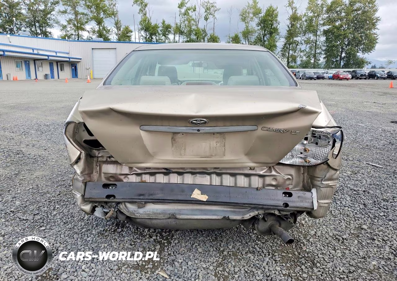 2002 Toyota Camry Le VIN:4T1BE32K82U637123 - 6