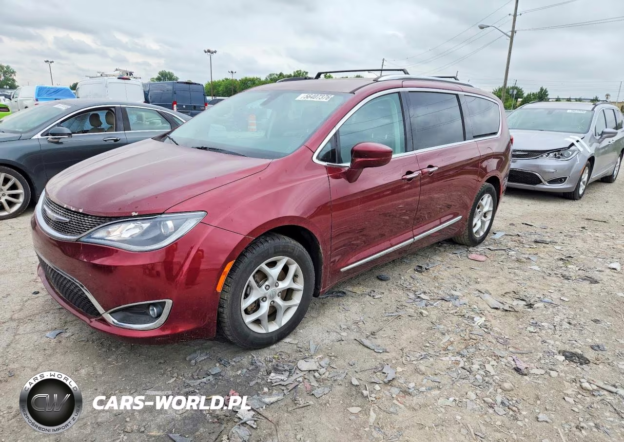 2017 Chrysler Pacifica Touring L Plus – zdjęcie 1 z 13