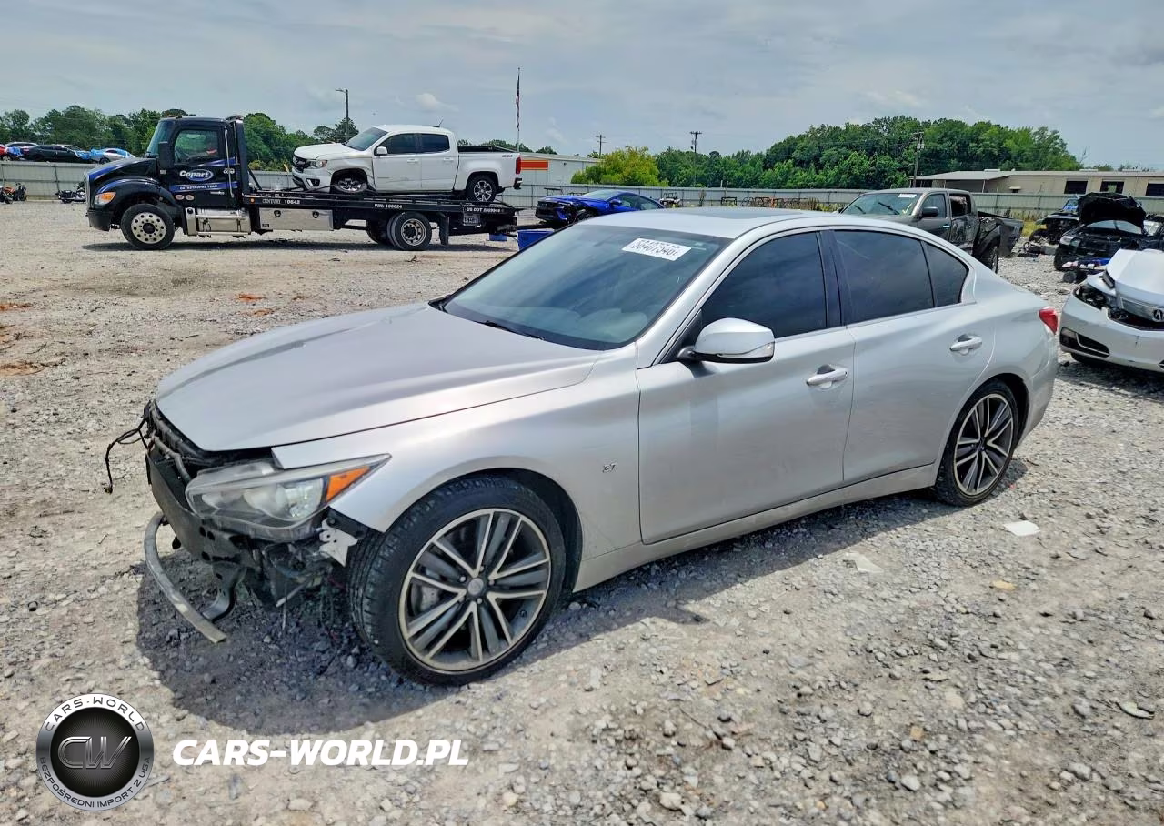 2015 Infiniti Q50 Sport