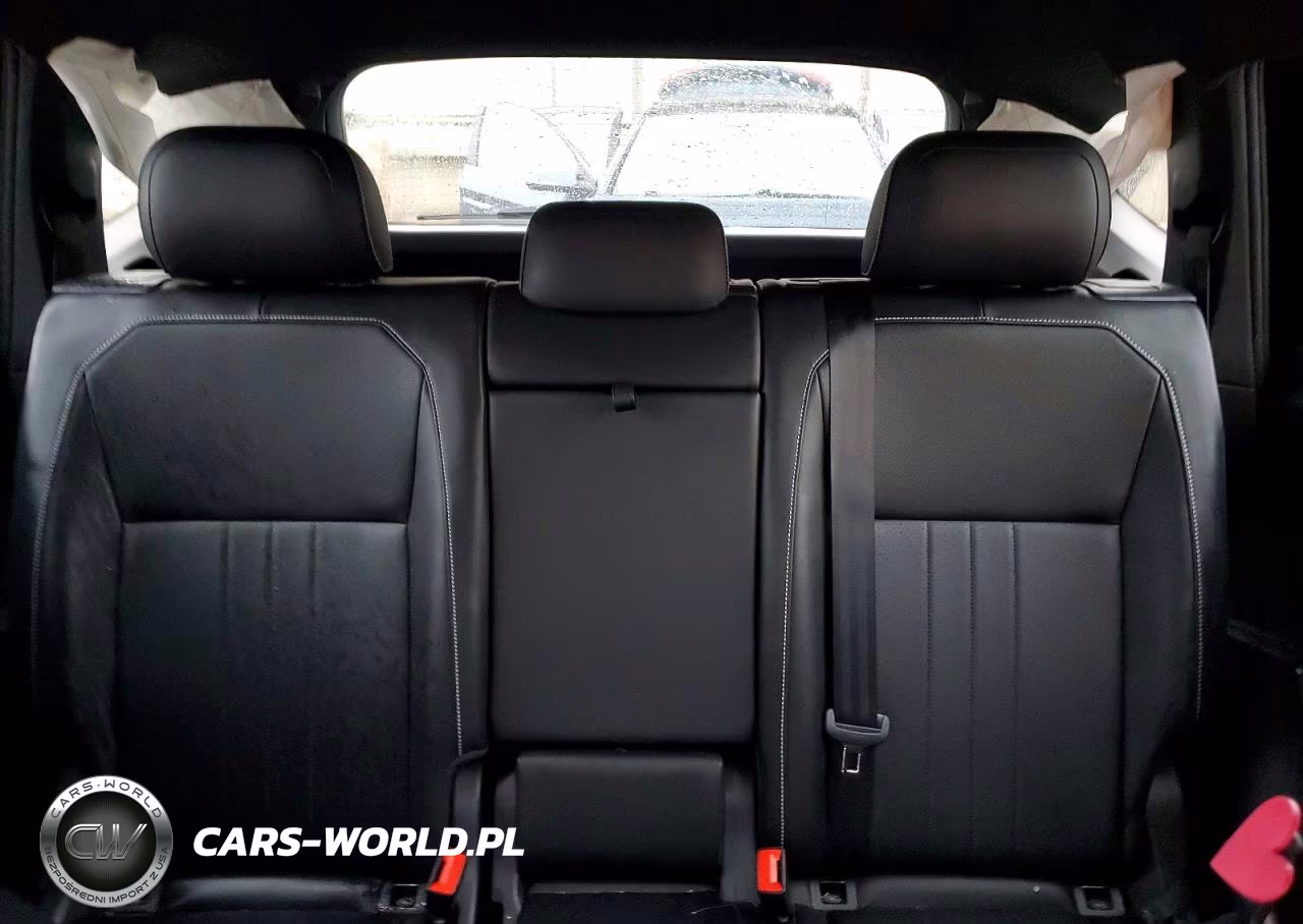 2023 Volkswagen Tiguan Se R-Line Black VIN:3VVCB7AX1PM032864 - 10