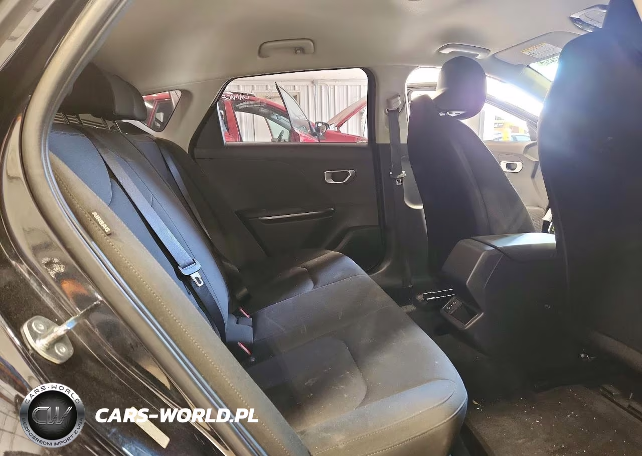 2026 Kia K4 Lxs VIN:3KPFT4DE3TE256241 - 10