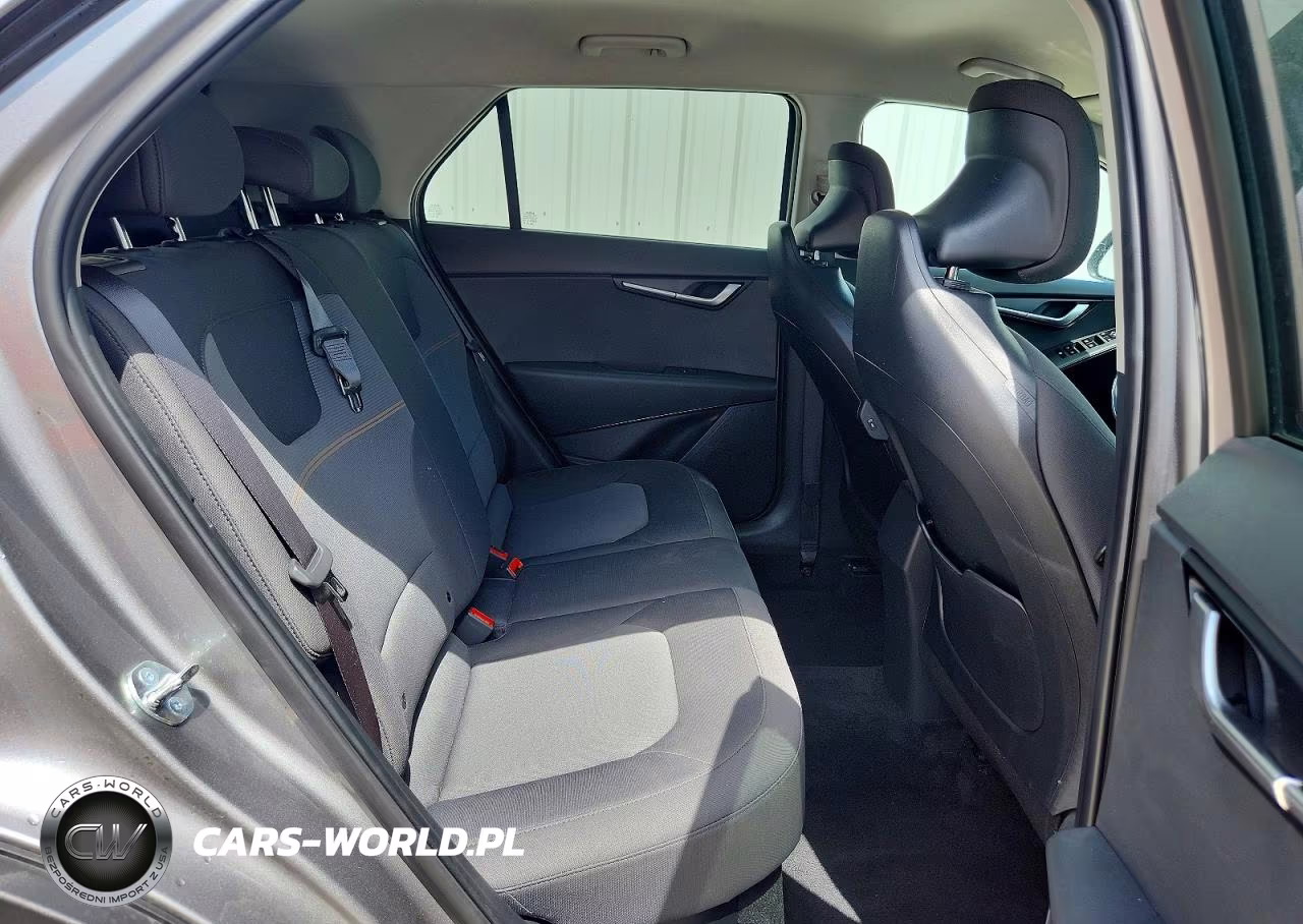 2026 Kia Niro Lx VIN:KNDCP3LE3T5336931 - 11