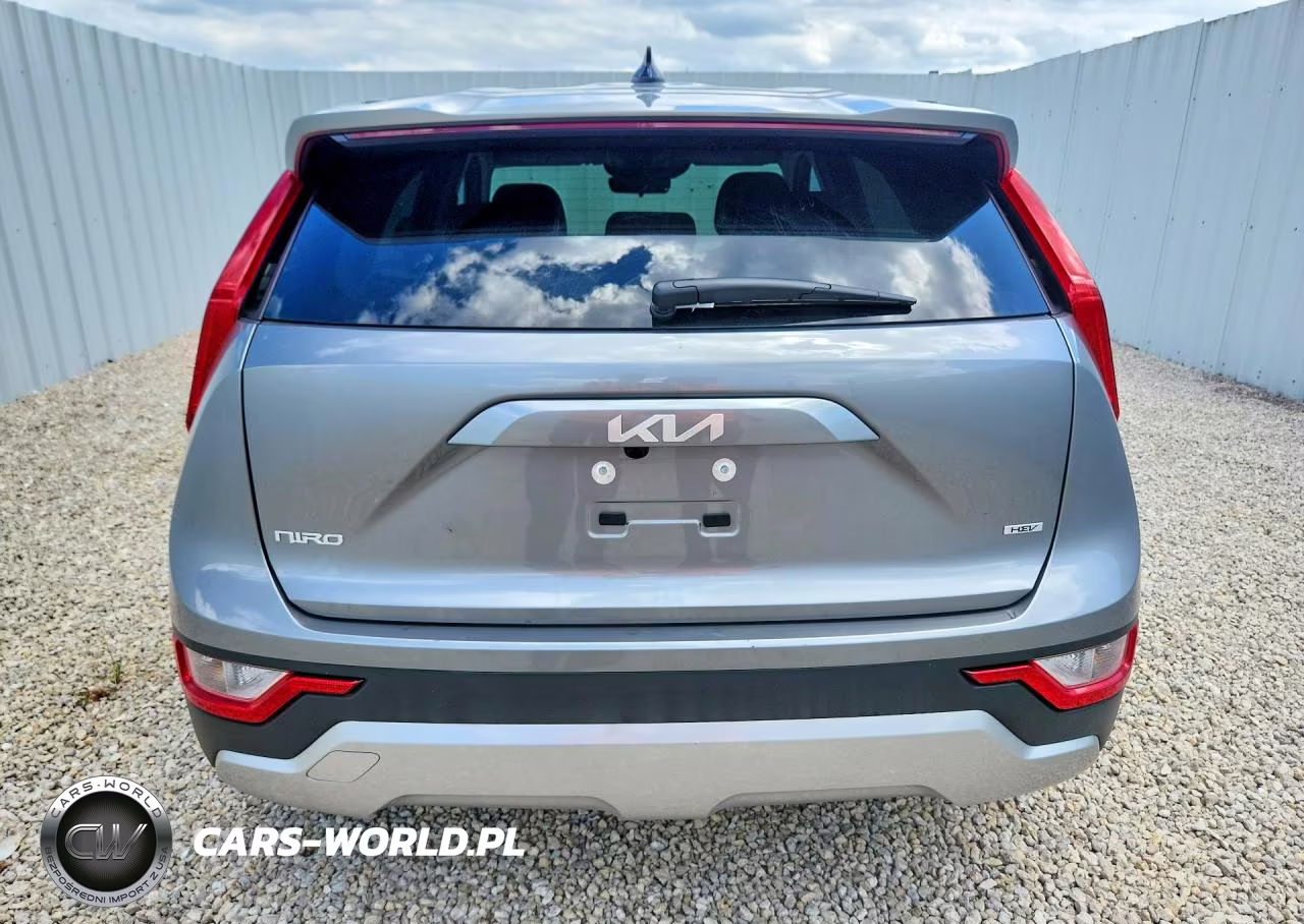 2026 Kia Niro Lx VIN:KNDCP3LE3T5336931 - 6