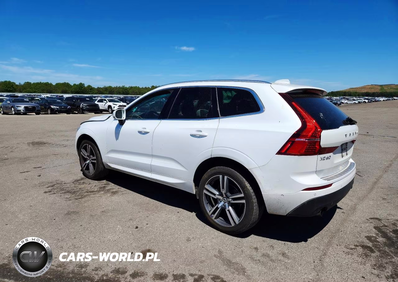 2018 Volvo Xc60 T5 Momentum VIN:YV4102RK0J1071843 - 2