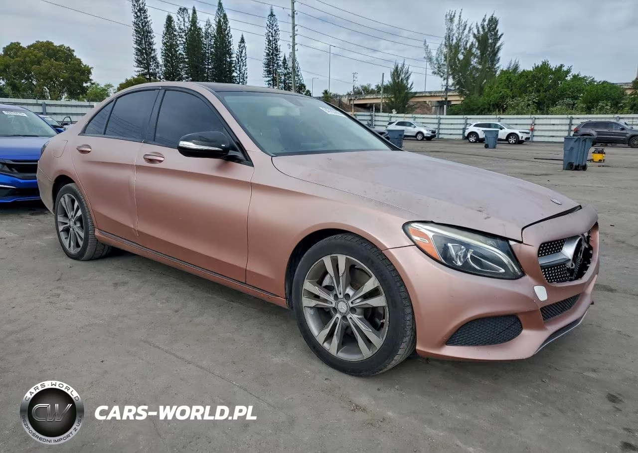 2015 Mercedes-Benz C 300 4Matic VIN:55SWF4KB1FU040479 - 4