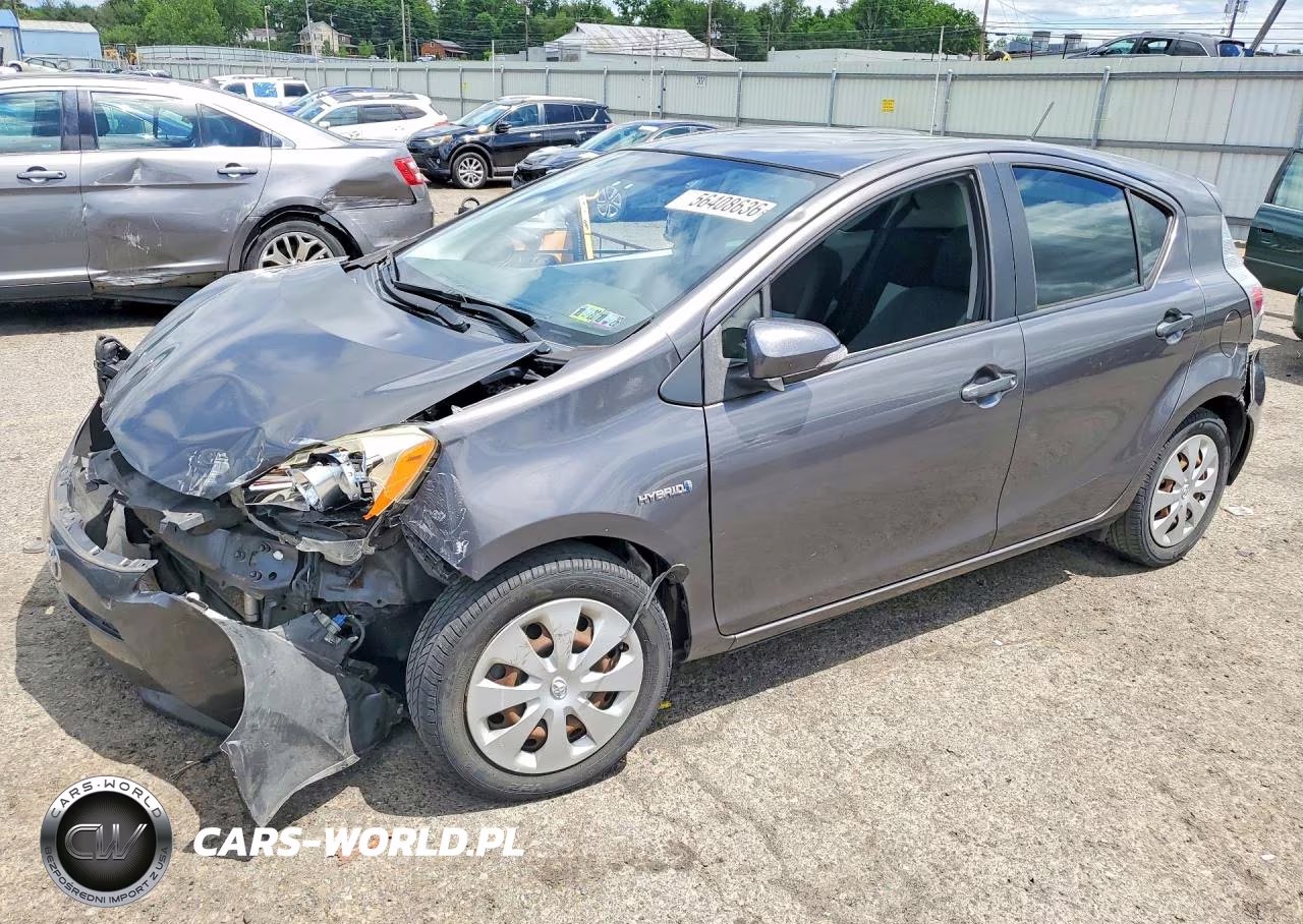 2013 Toyota Prius C Three