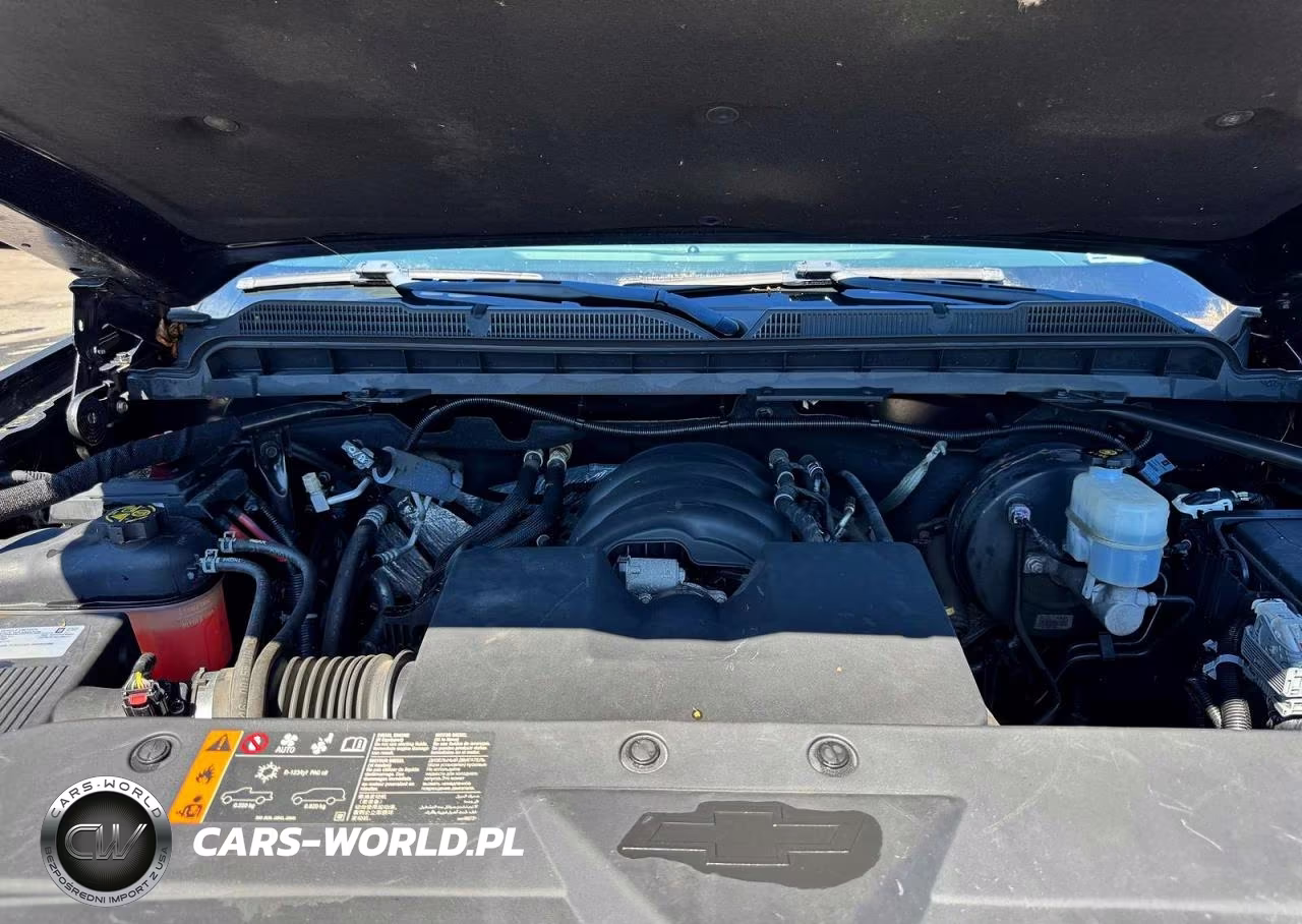 2018 Chevrolet Silverado C1500 Custom VIN:1GCRCPEH6JZ380254 - 9