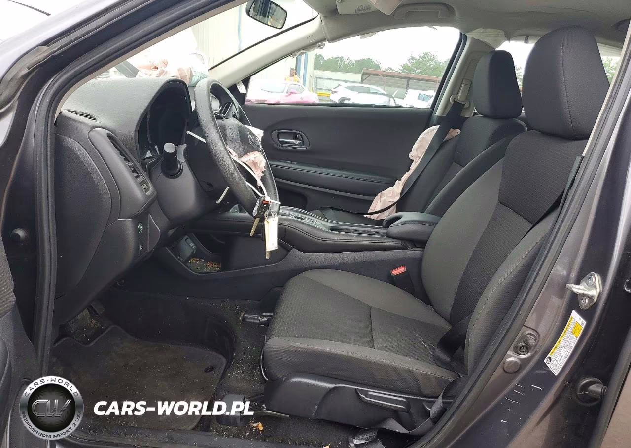 2020 Honda Hr-V Lx VIN:3CZRU5H31LM708342 - 7
