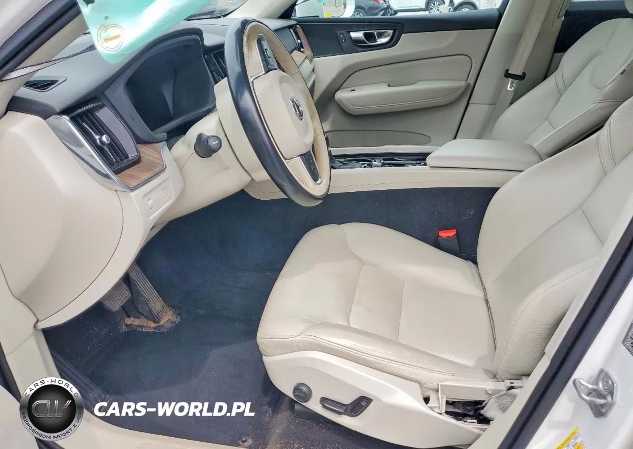 2021 Volvo Xc60 T6 Momentum VIN:YV4A22RKXM1777054 - 7