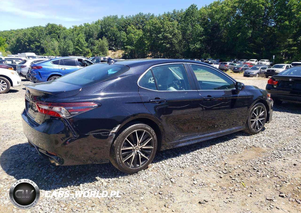 2021 Toyota Camry Se VIN:4T1G11AK2MU476830 - 3