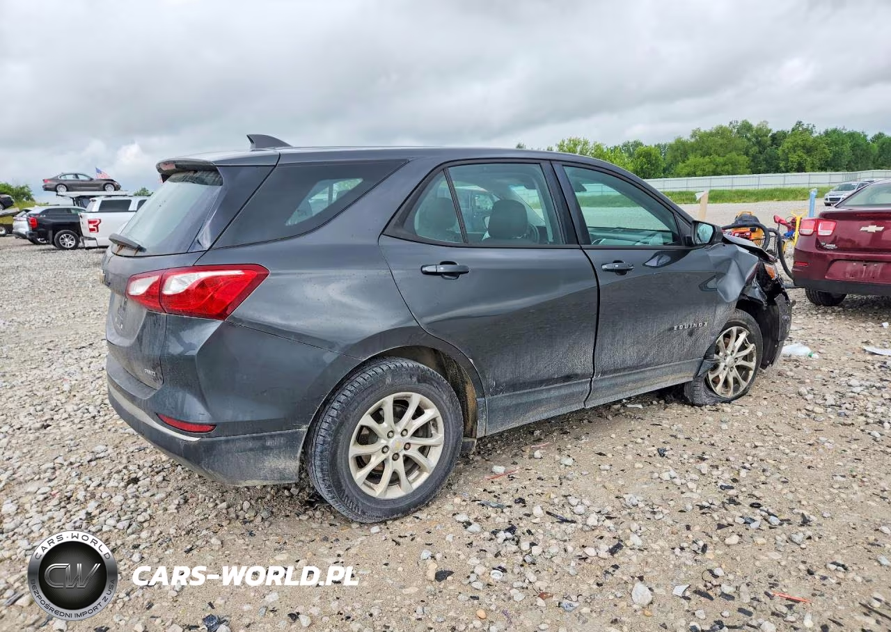 2018 Chevrolet Equinox Ls VIN:2GNAXREV3J6103812 - 3