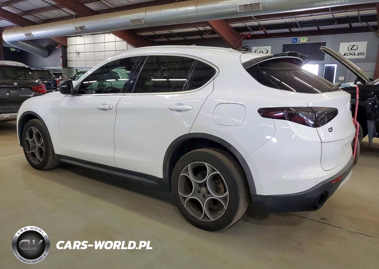 2018 Alfa Romeo Stelvio Ti VIN:ZASFAKBN0J7B93276 - 2