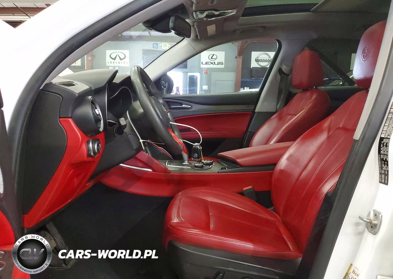 2018 Alfa Romeo Stelvio Ti VIN:ZASFAKBN0J7B93276 - 7
