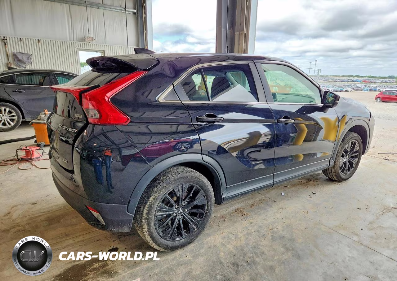 2018 Mitsubishi Eclipse Cross Le VIN:JA4AT4AA6JZ063041 - 3