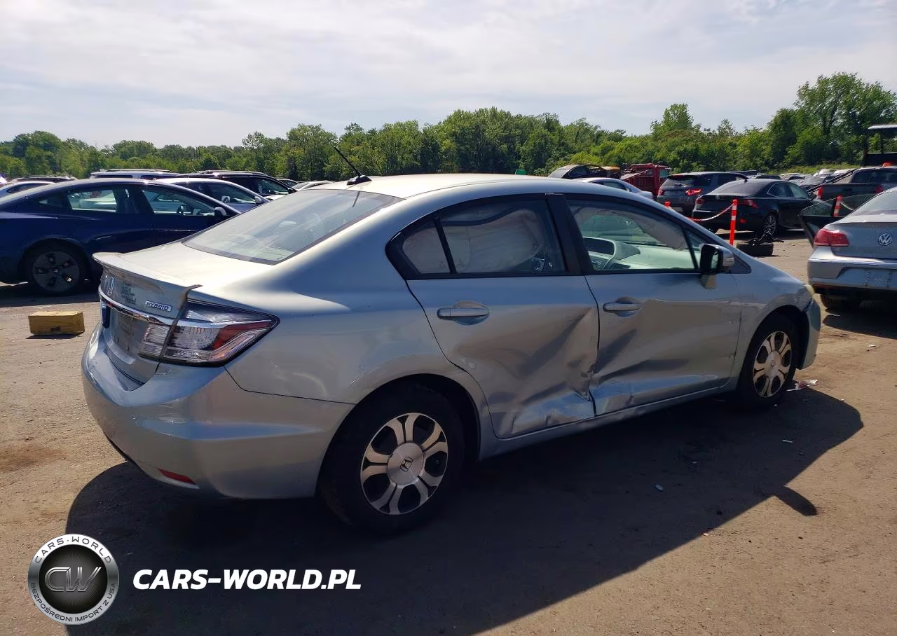 2013 Honda Civic Hybrid VIN:19XFB4F23DE203319 - 3