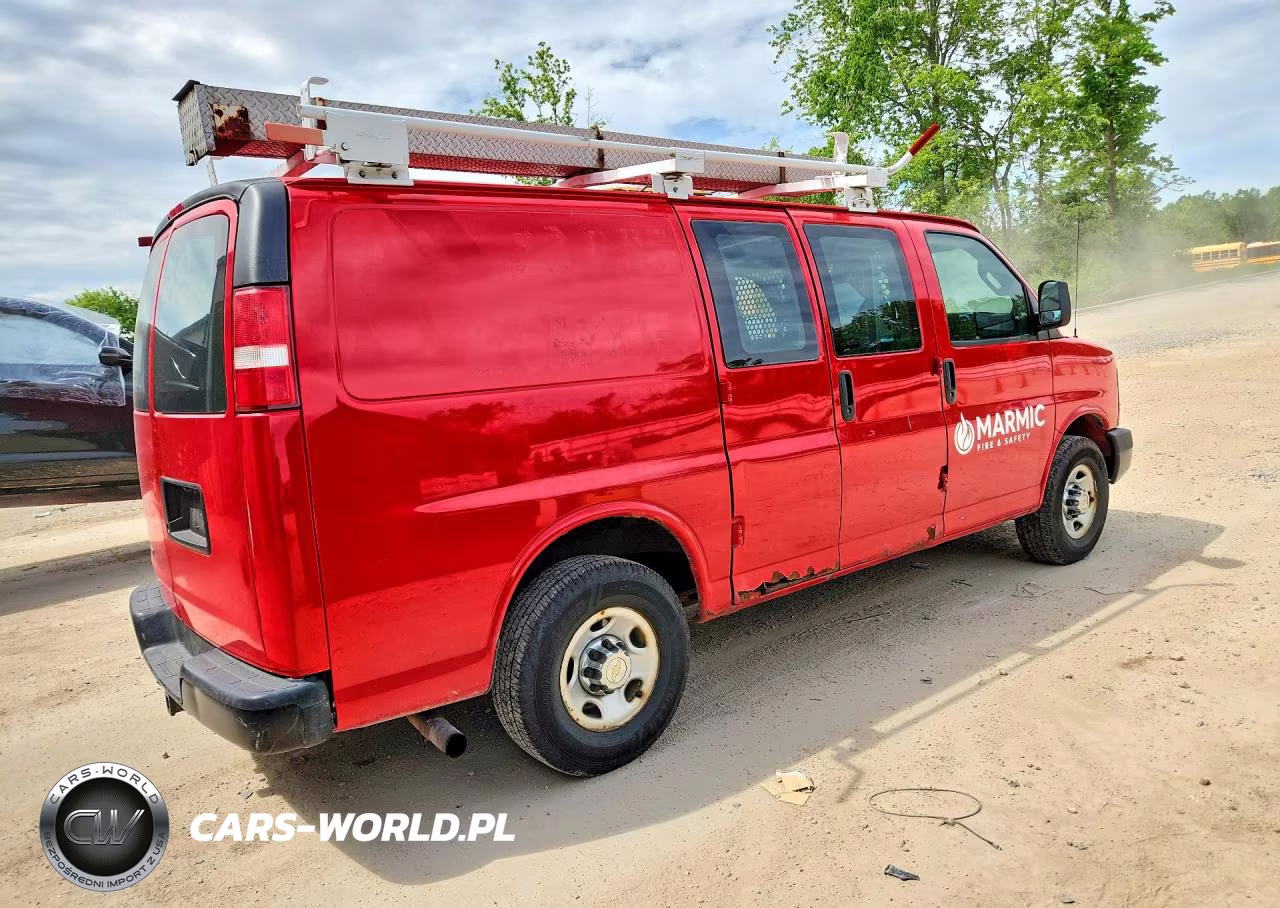 2016 Chevrolet Express G2500 VIN:1GCWGAFF6G1117643 - 3