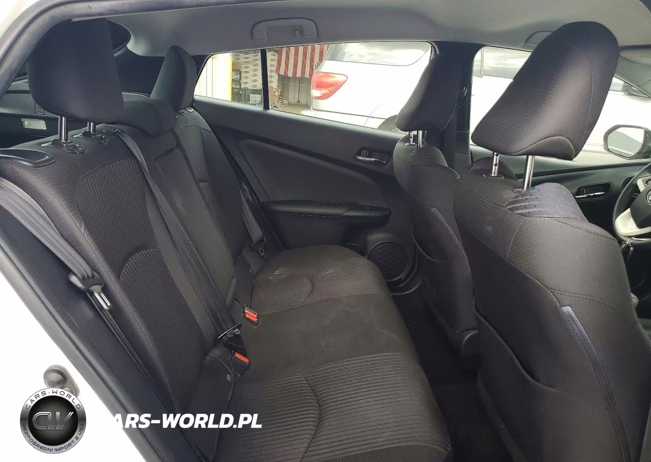 2018 Toyota Prius Two Eco VIN:JTDKARFU0J3553395 - 10