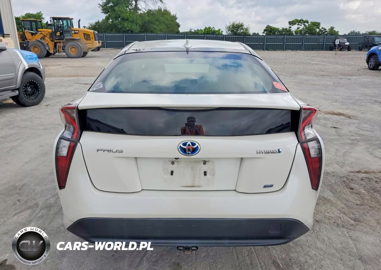 2018 Toyota Prius Two Eco VIN:JTDKARFU0J3553395 - 6