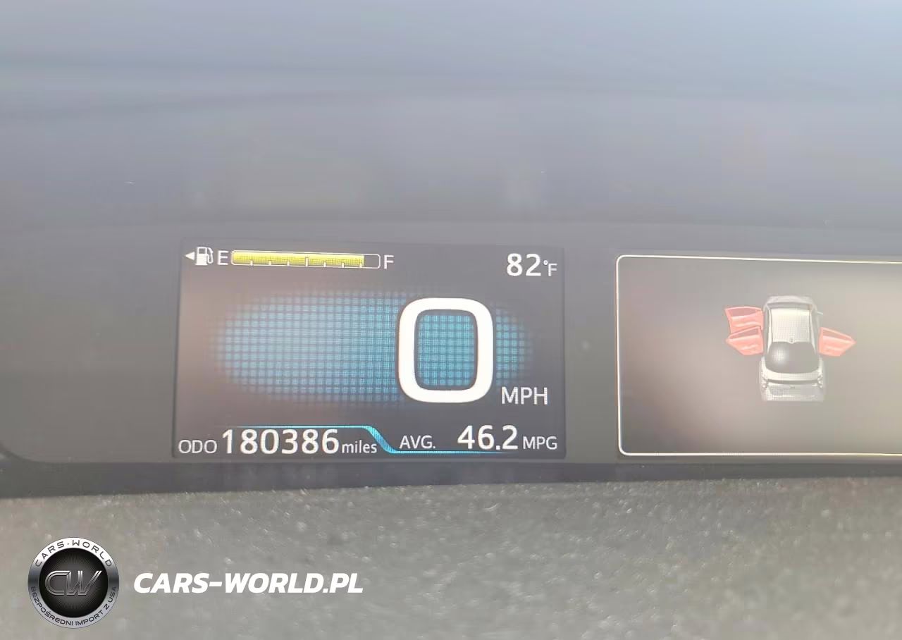2018 Toyota Prius Two Eco VIN:JTDKARFU0J3553395 - 9