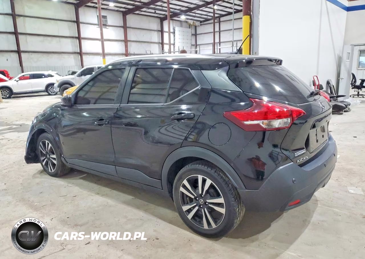 2020 Nissan Kicks Sv VIN:3N1CP5CV6LL496090 - 2