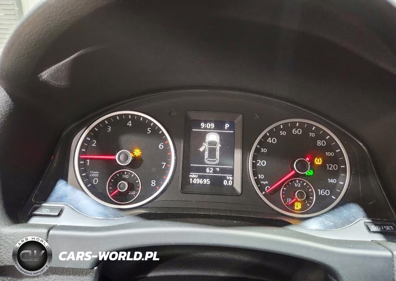 2012 Volkswagen Tiguan S VIN:WVGAV7AX3CW076772 - 9