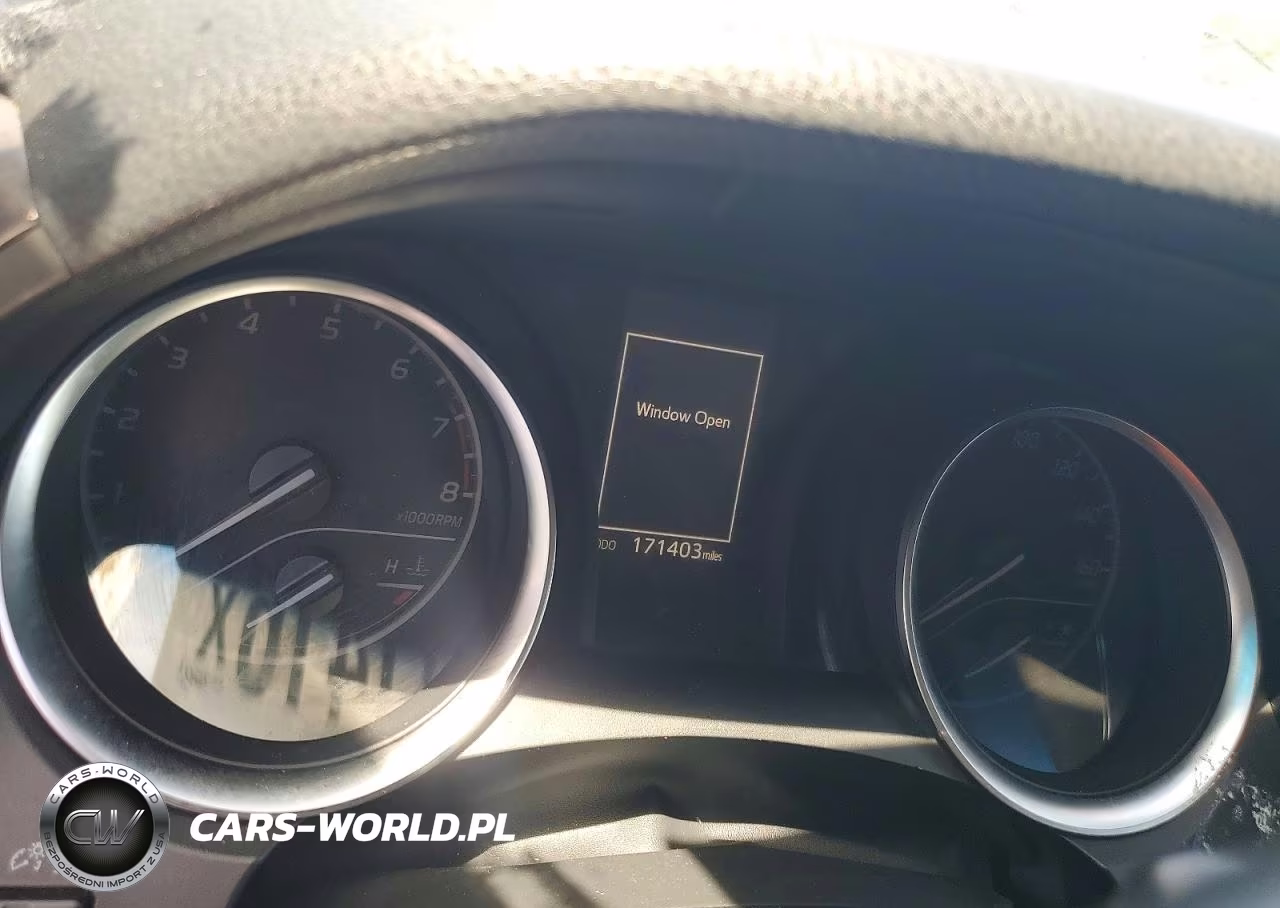 2018 Toyota Camry Se VIN:JTNB11HK9J3070674 - 9