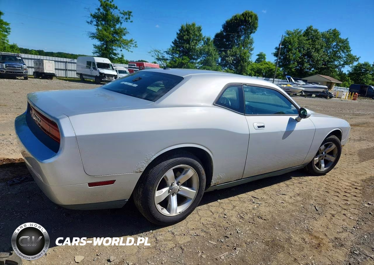 2009 Dodge Challenger Se VIN:2B3LJ44VX9H589561 - 3