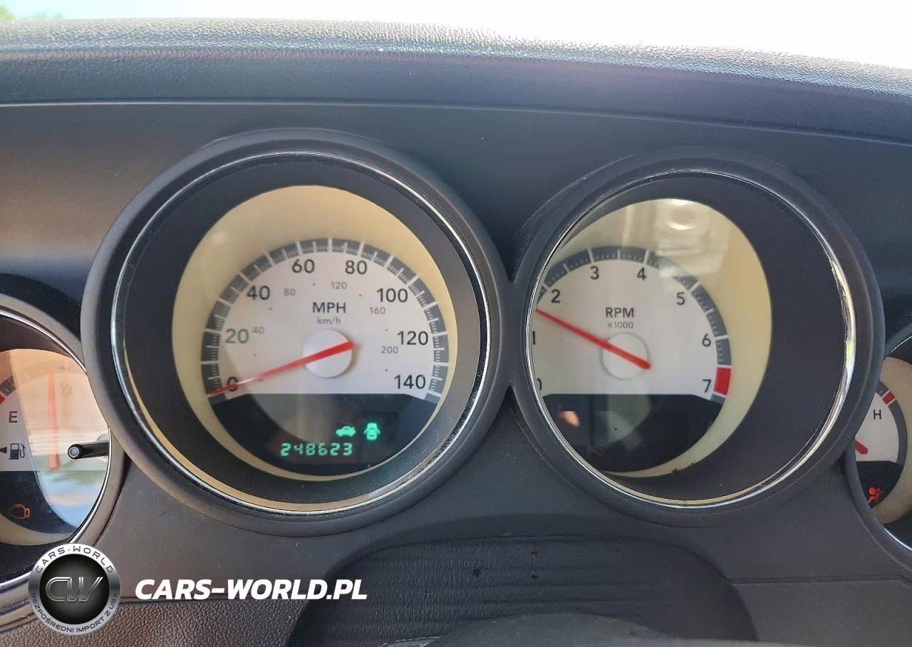 2009 Dodge Challenger Se VIN:2B3LJ44VX9H589561 - 9