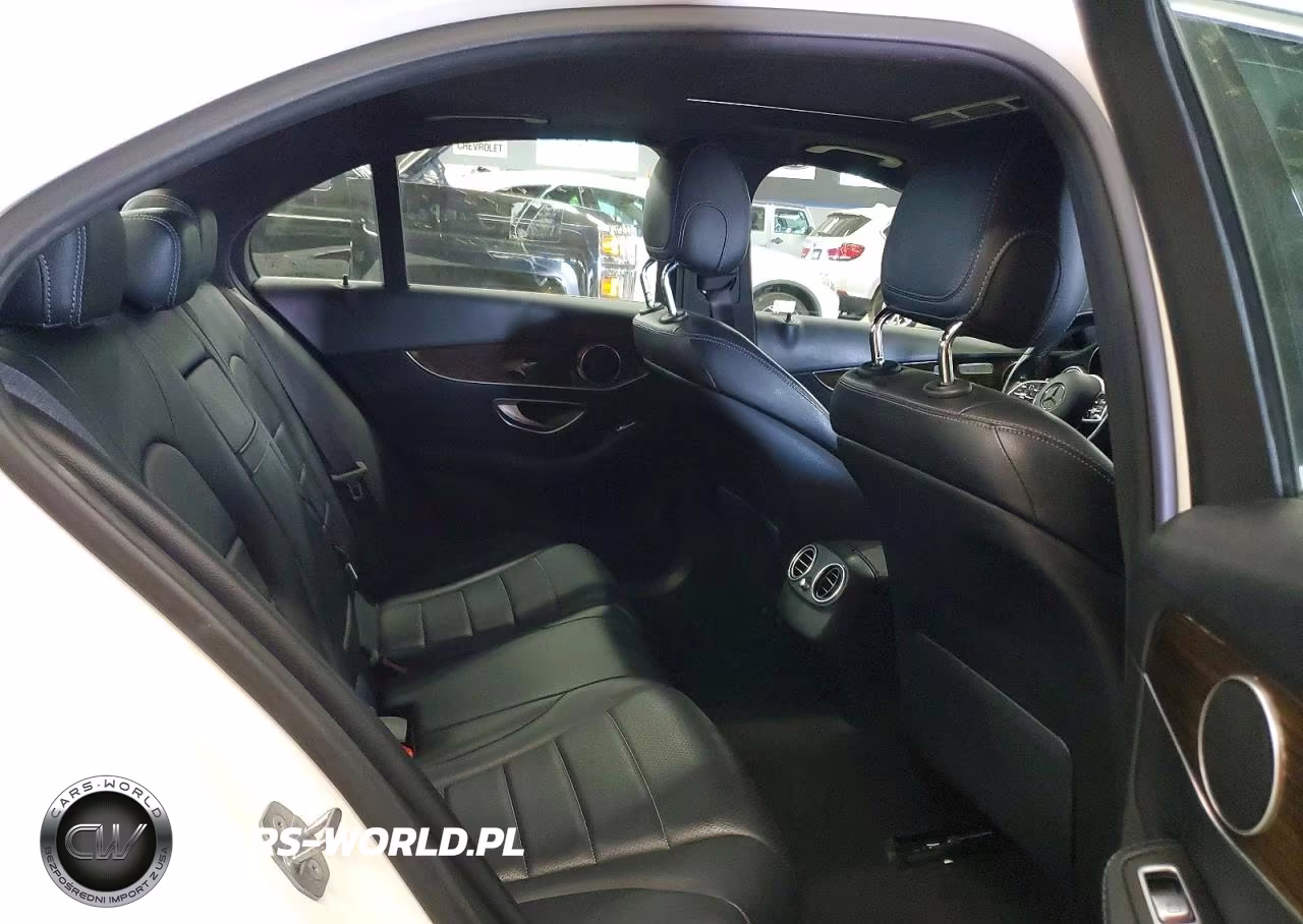 2019 Mercedes-Benz C 300 4Matic VIN:55SWF8EBXKU296083 - 10