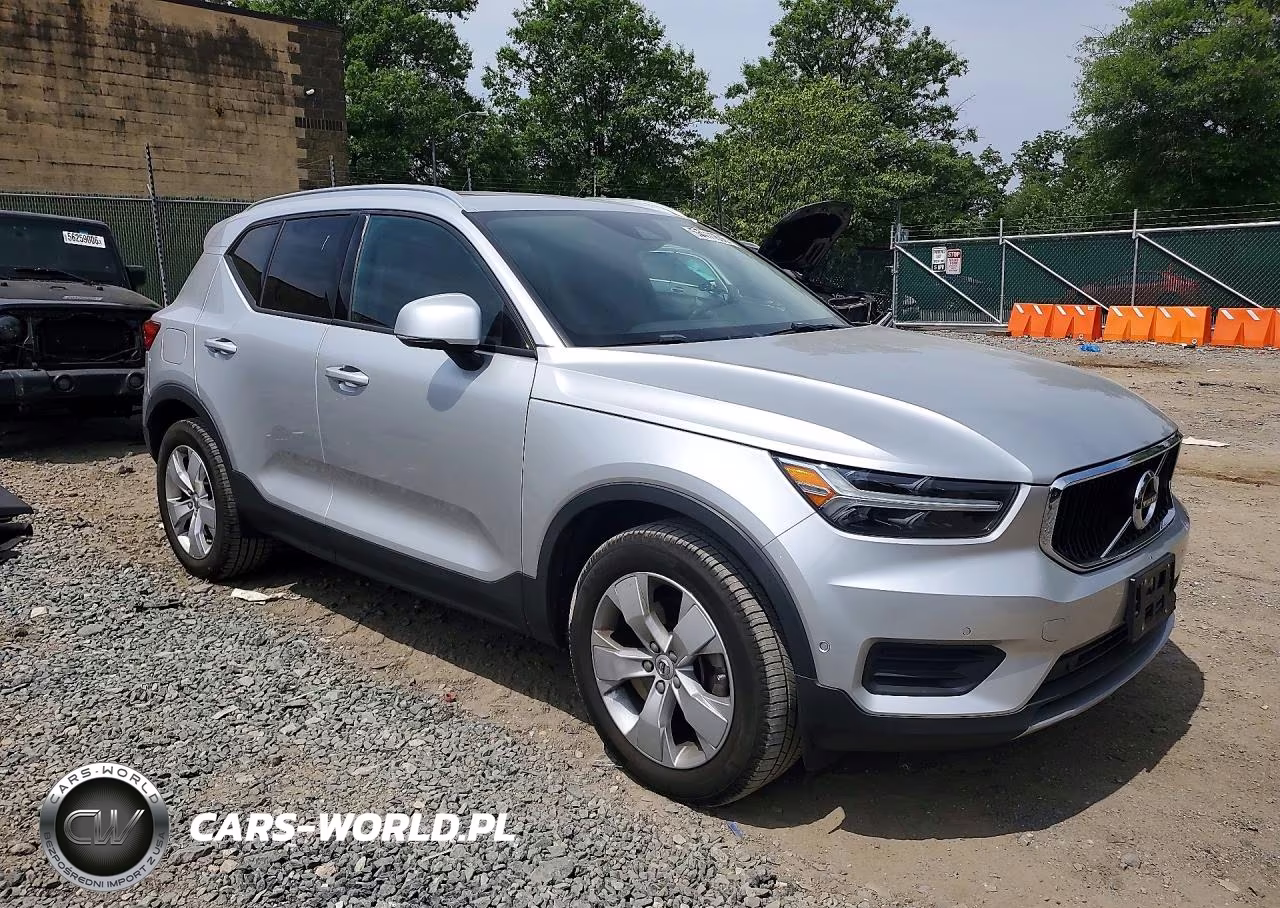 2019 Volvo Xc40 T5 Momentum VIN:YV4162UKXK2145352 - 4