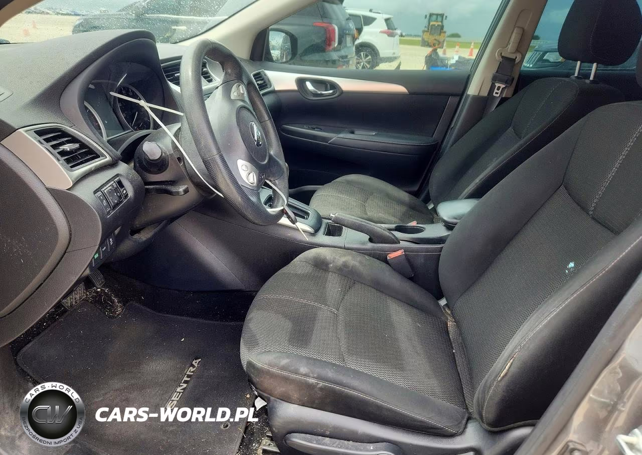 2018 Nissan Sentra S VIN:3N1AB7AP8JY301368 - 7