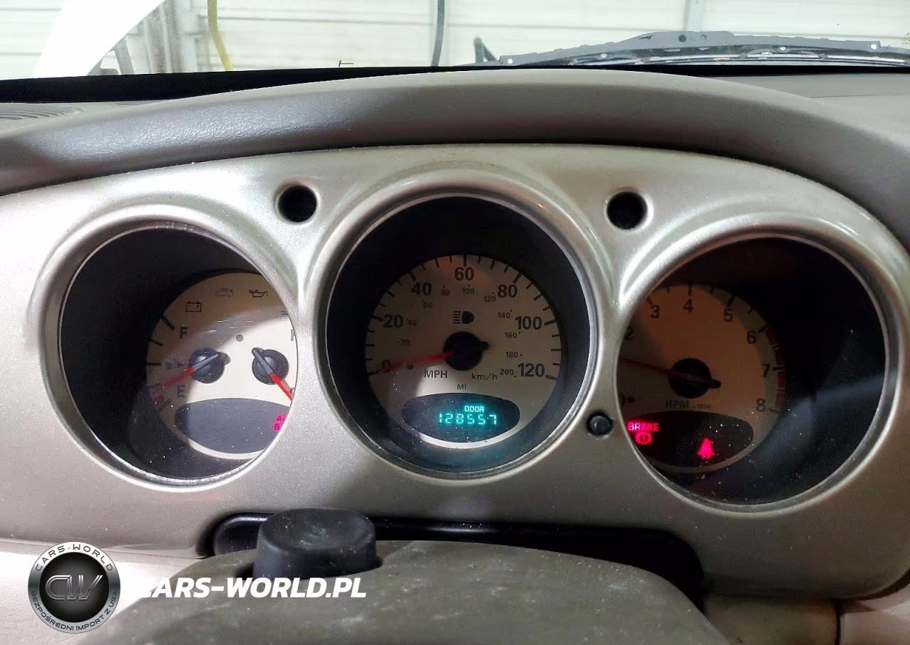 2005 Chrysler Pt Cruiser VIN:3C4FY48B05T500783 - 9