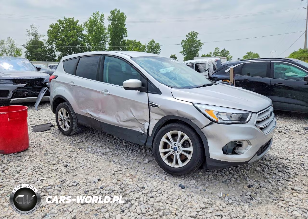 2019 Ford Escape Se VIN:1FMCU9GD3KUA78102 - 4
