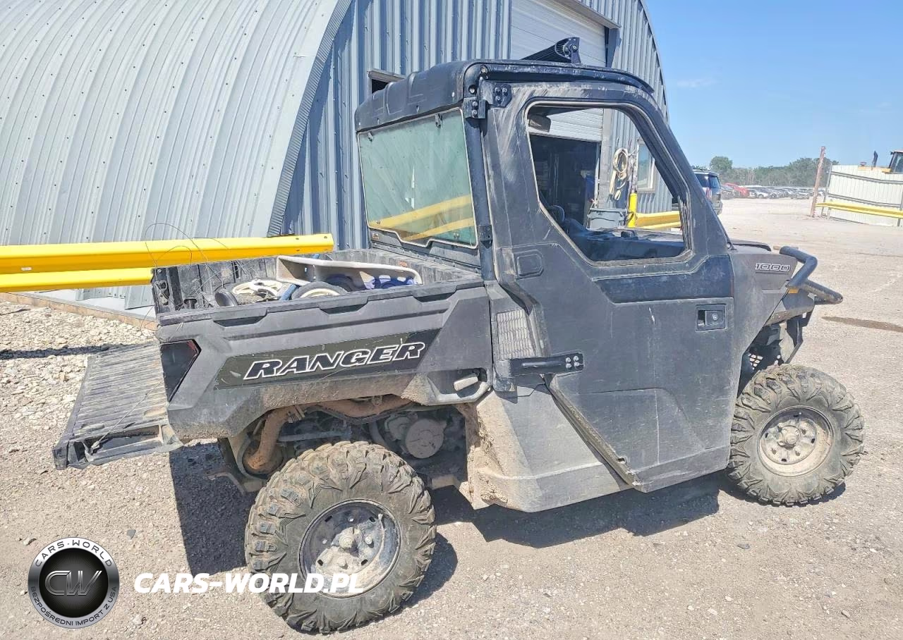 2020 Polaris Ranger 1000 Utility Vehicle VIN:3NSTAE991LN944795 - 4