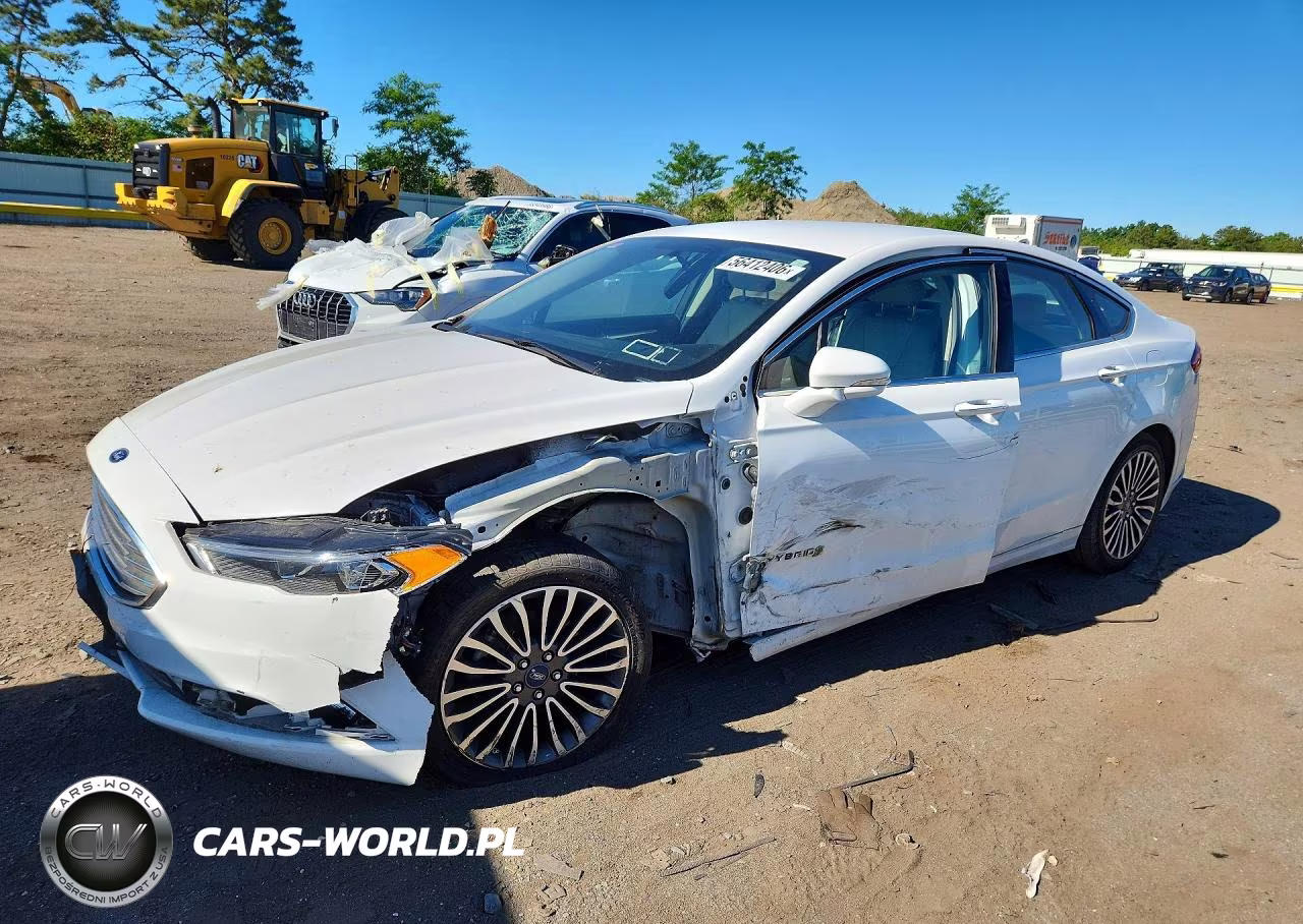 2017 Ford Fusion Titanium Hev – zdjęcie 1 z 13