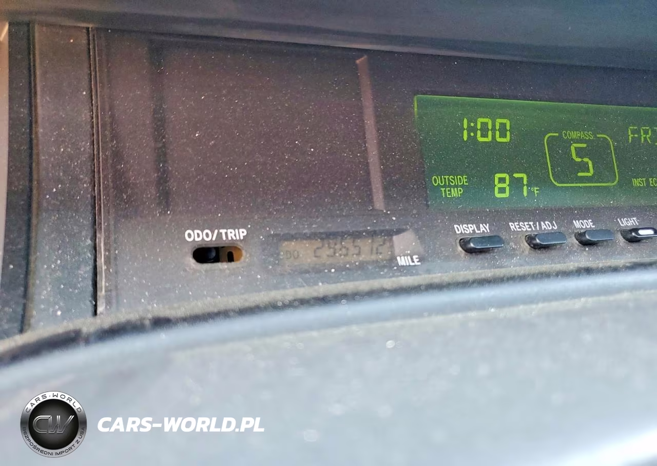 2000 Toyota Avalon Xls VIN:4T1BF28B5YU045038 - 9