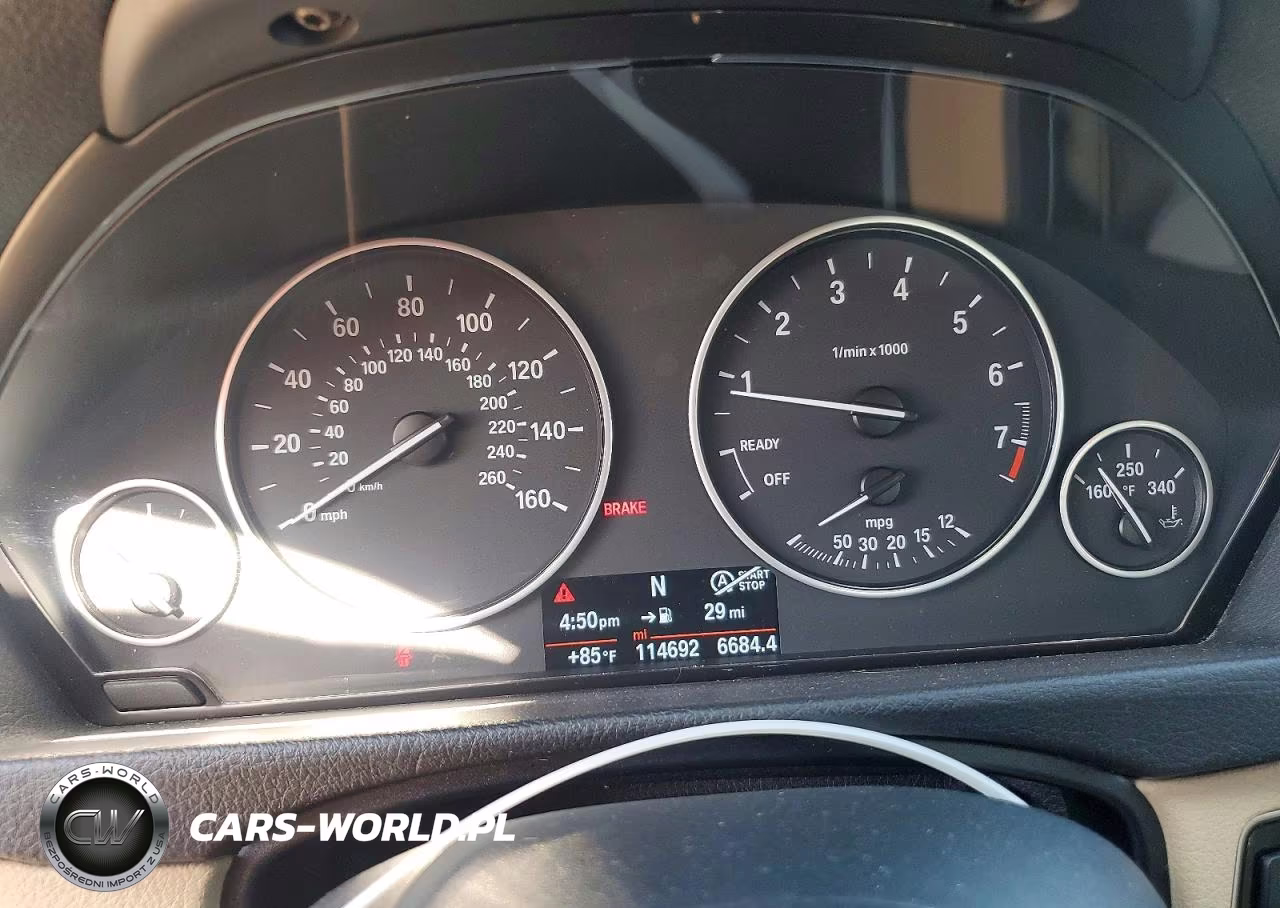 2018 BMW 320 I VIN:WBA8A9C54JAH14057 - 9