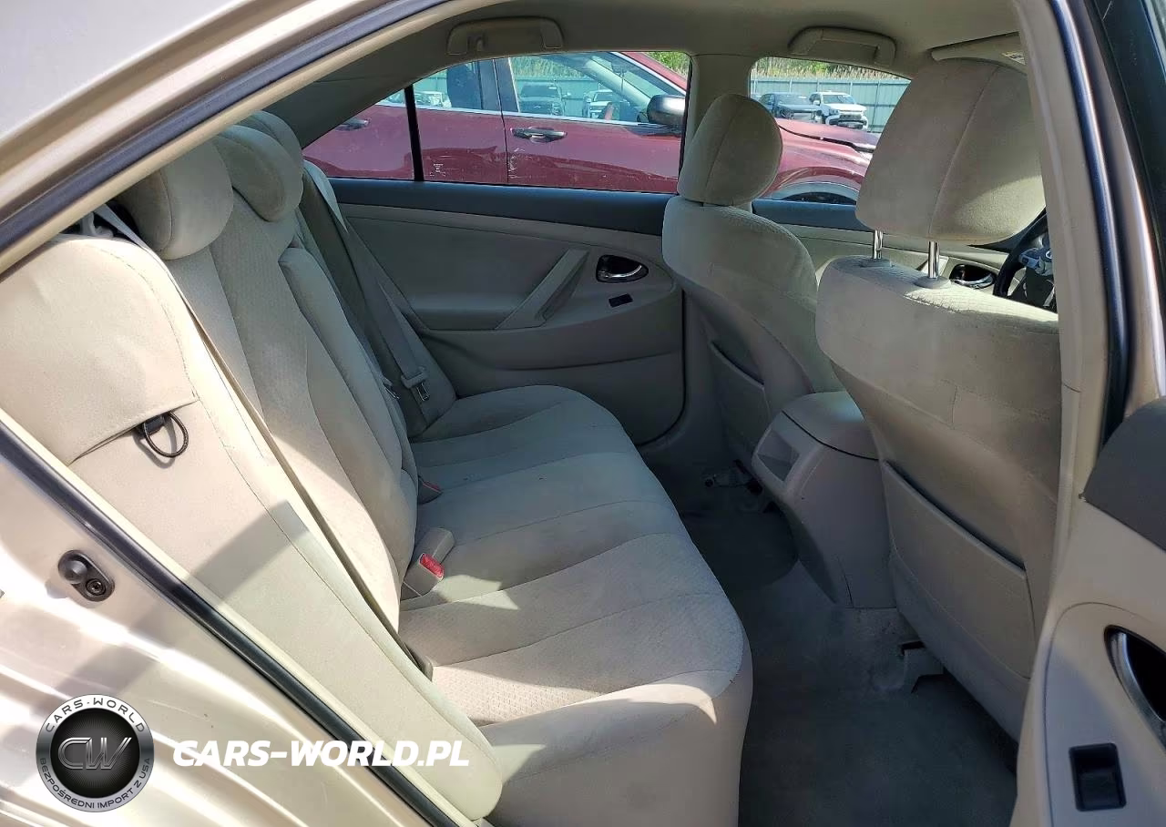 2007 Toyota Camry Le VIN:4T1BE46KX7U012570 - 10