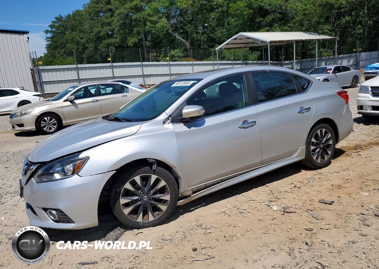 2016 Nissan Sentra Sr – zdjęcie 1 z 12