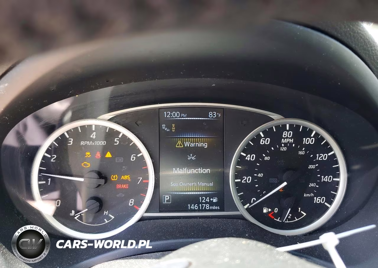 2016 Nissan Sentra Sr VIN:3N1AB7AP4GY303028 - 9