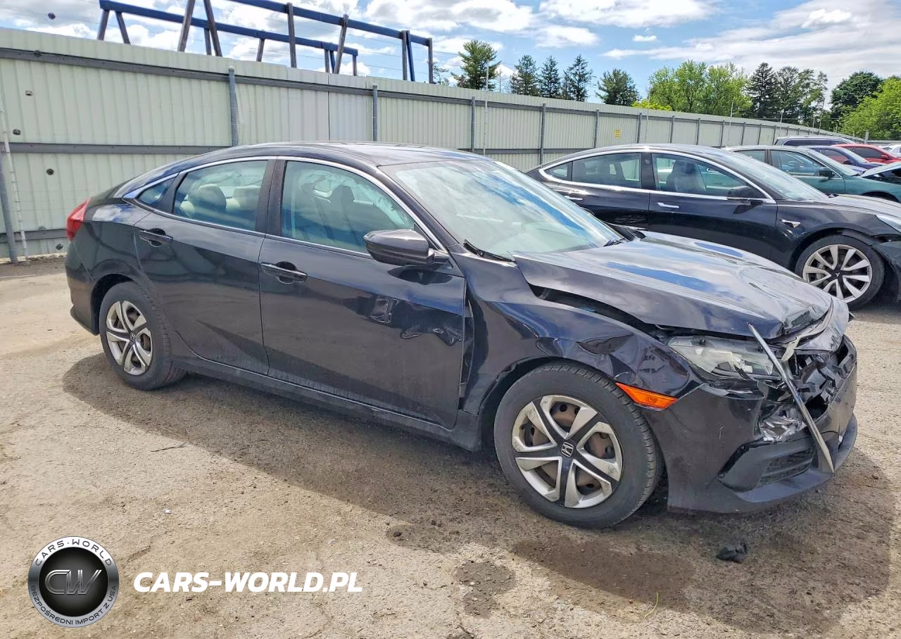 2018 Honda Civic Lx VIN:2HGFC2F59JH553017 - 4