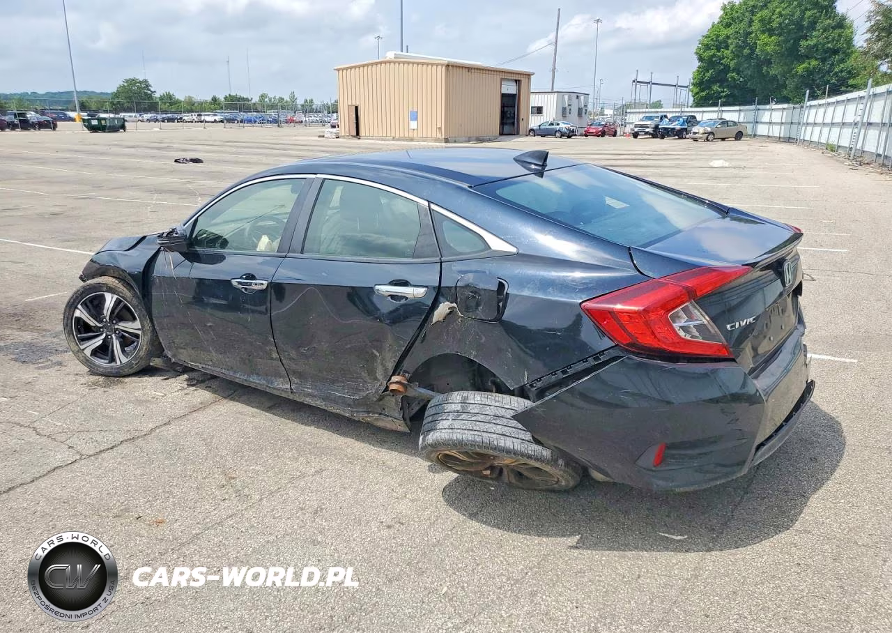 2018 Honda Civic Touring VIN:JHMFC1F95JX021351 - 2