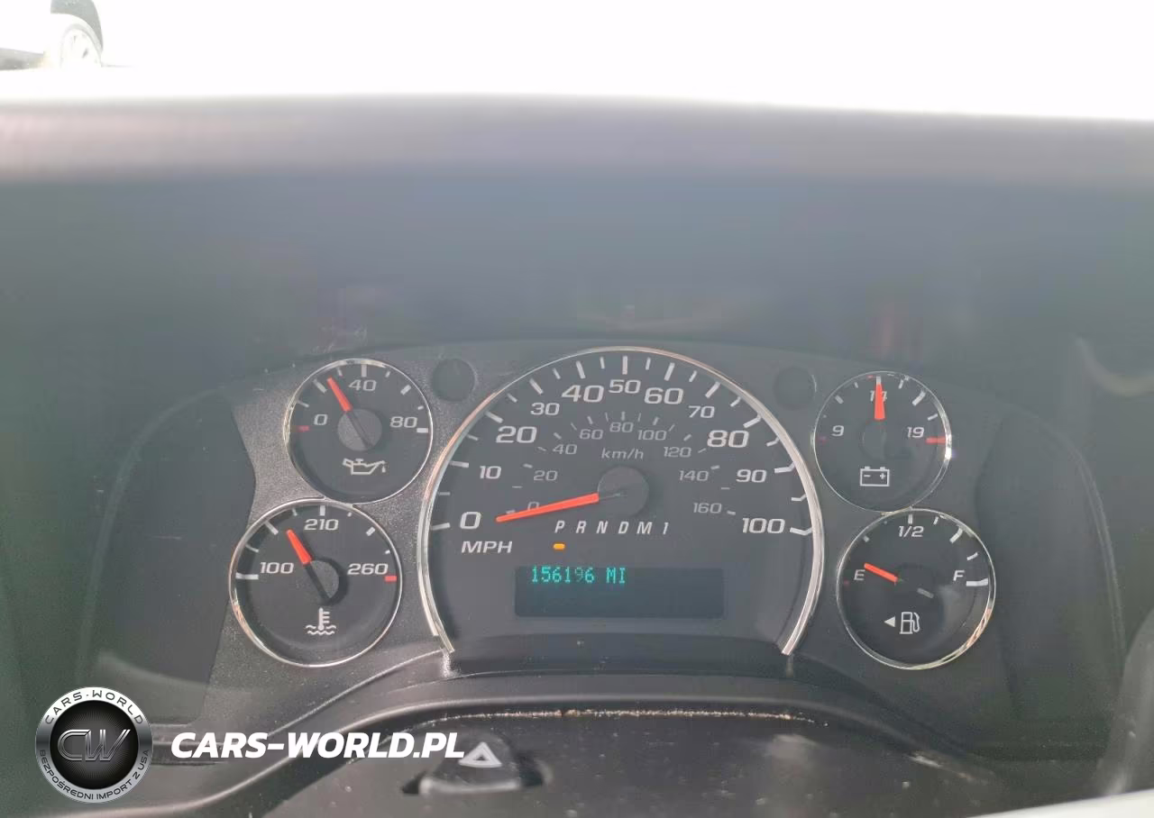 2013 Chevrolet Express G2500 VIN:1GCWGFCA6D1903945 - 9