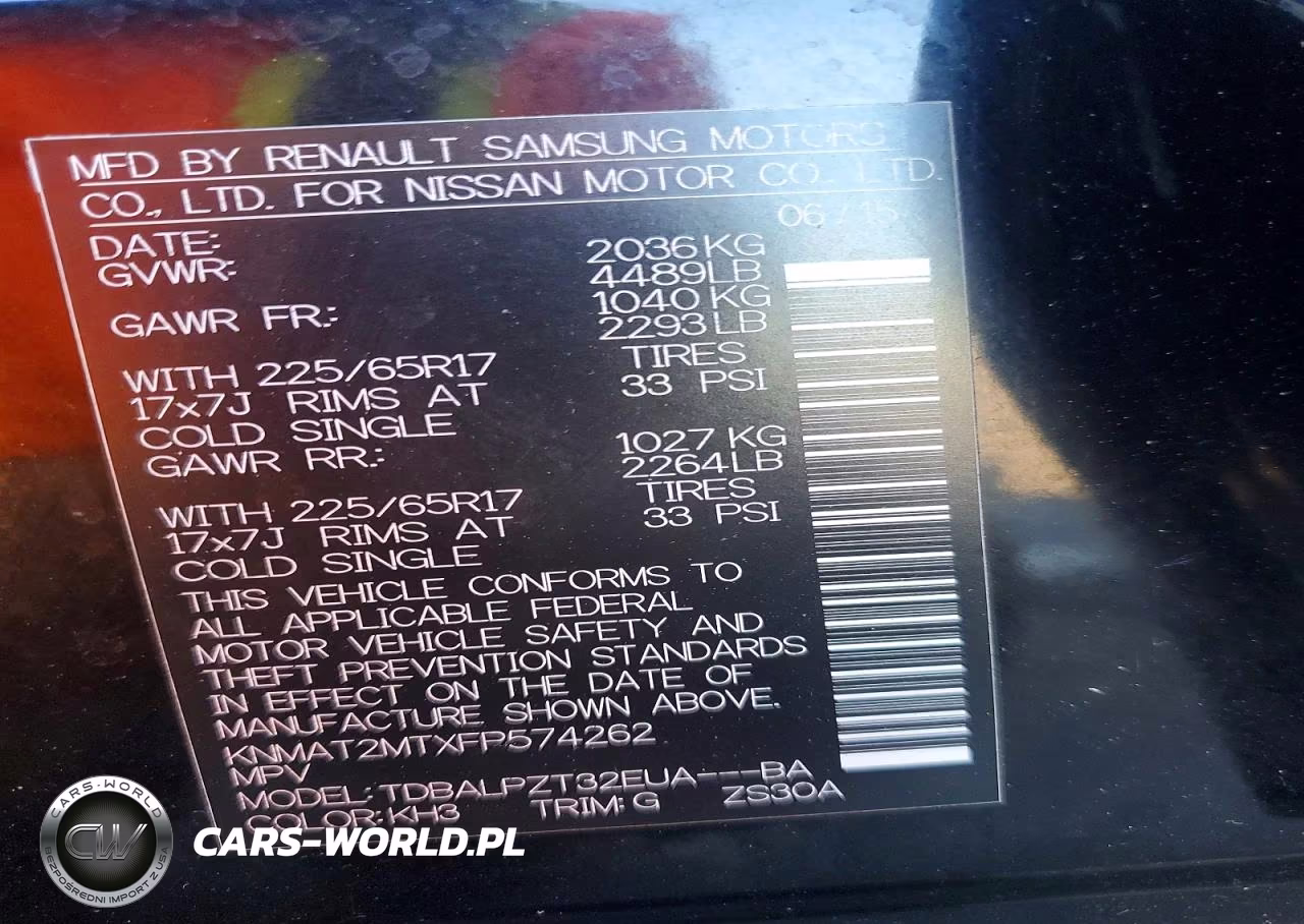 2015 Nissan Rogue S VIN:KNMAT2MTXFP574262 - 12