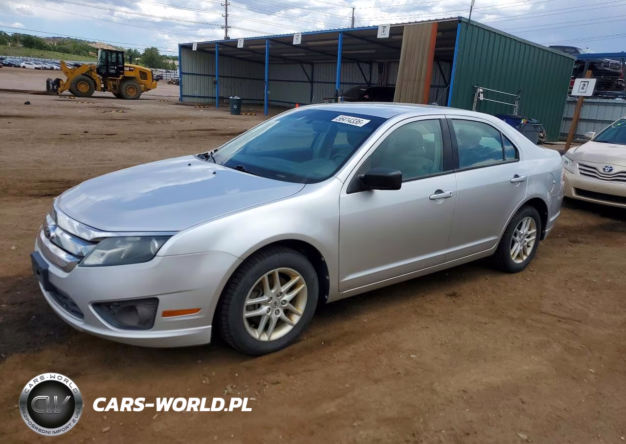 2011 Ford Fusion S VIN:3FAHP0GA2BR314805 - 1
