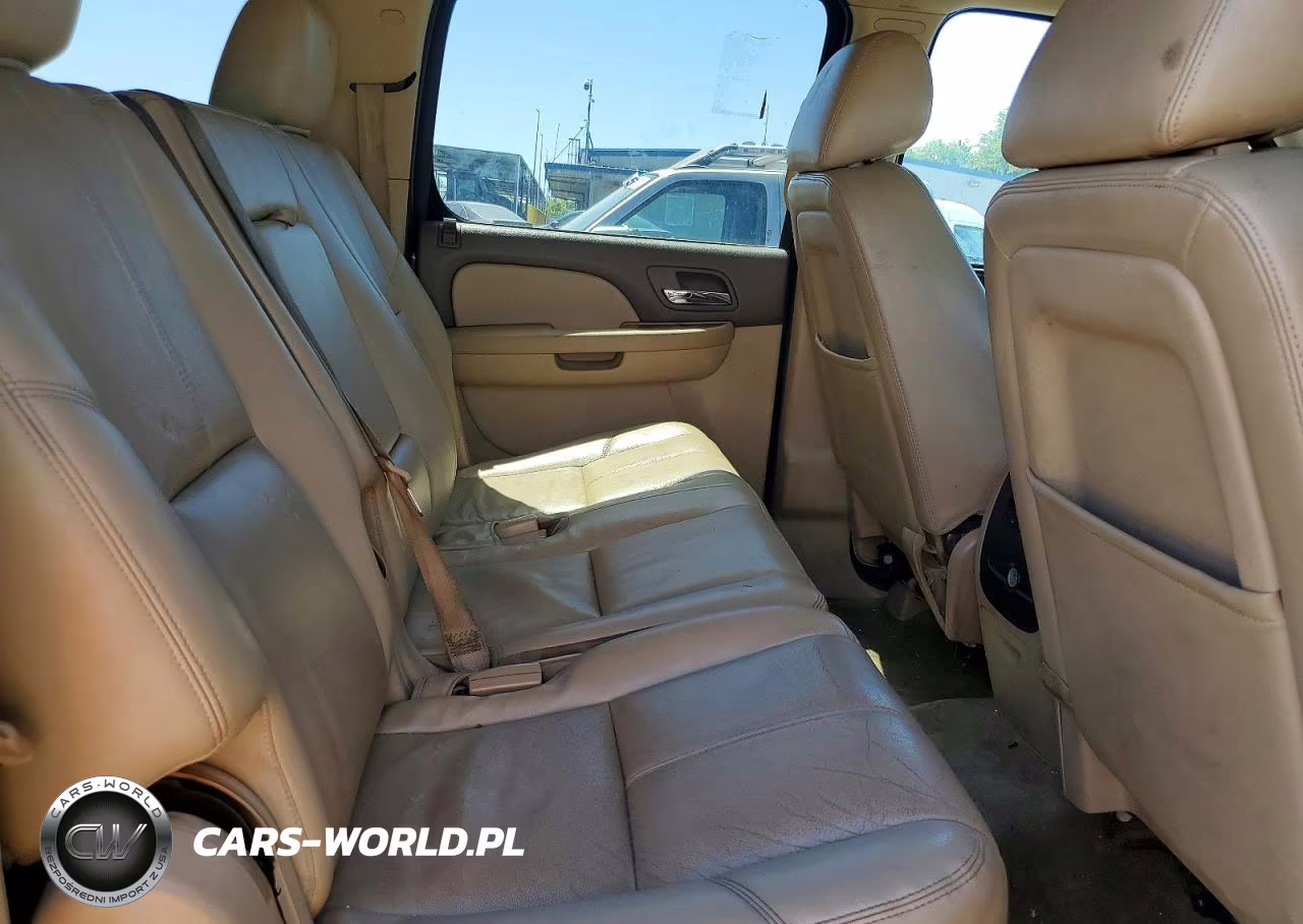 2013 Chevrolet Suburban K1500 Lt VIN:1GNSKJE70DR158586 - 11