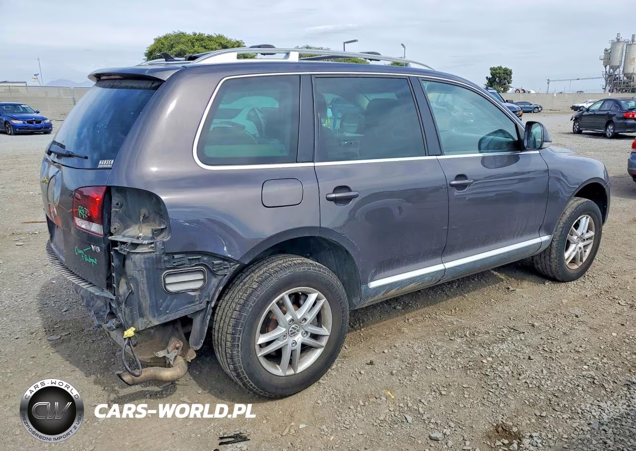 2010 Volkswagen Touareg V6 VIN:WVGBF7A93AD003266 - 3