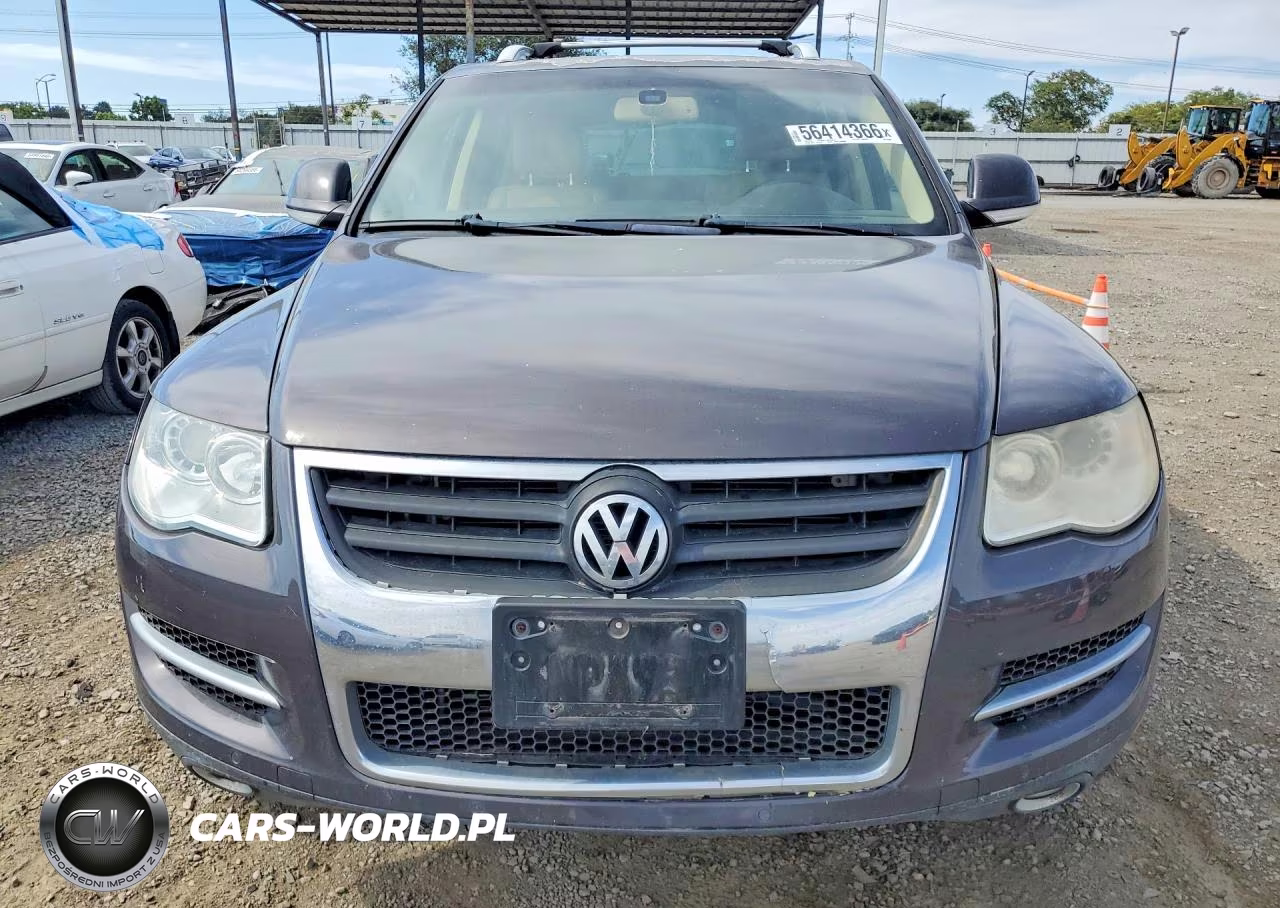 2010 Volkswagen Touareg V6 VIN:WVGBF7A93AD003266 - 5